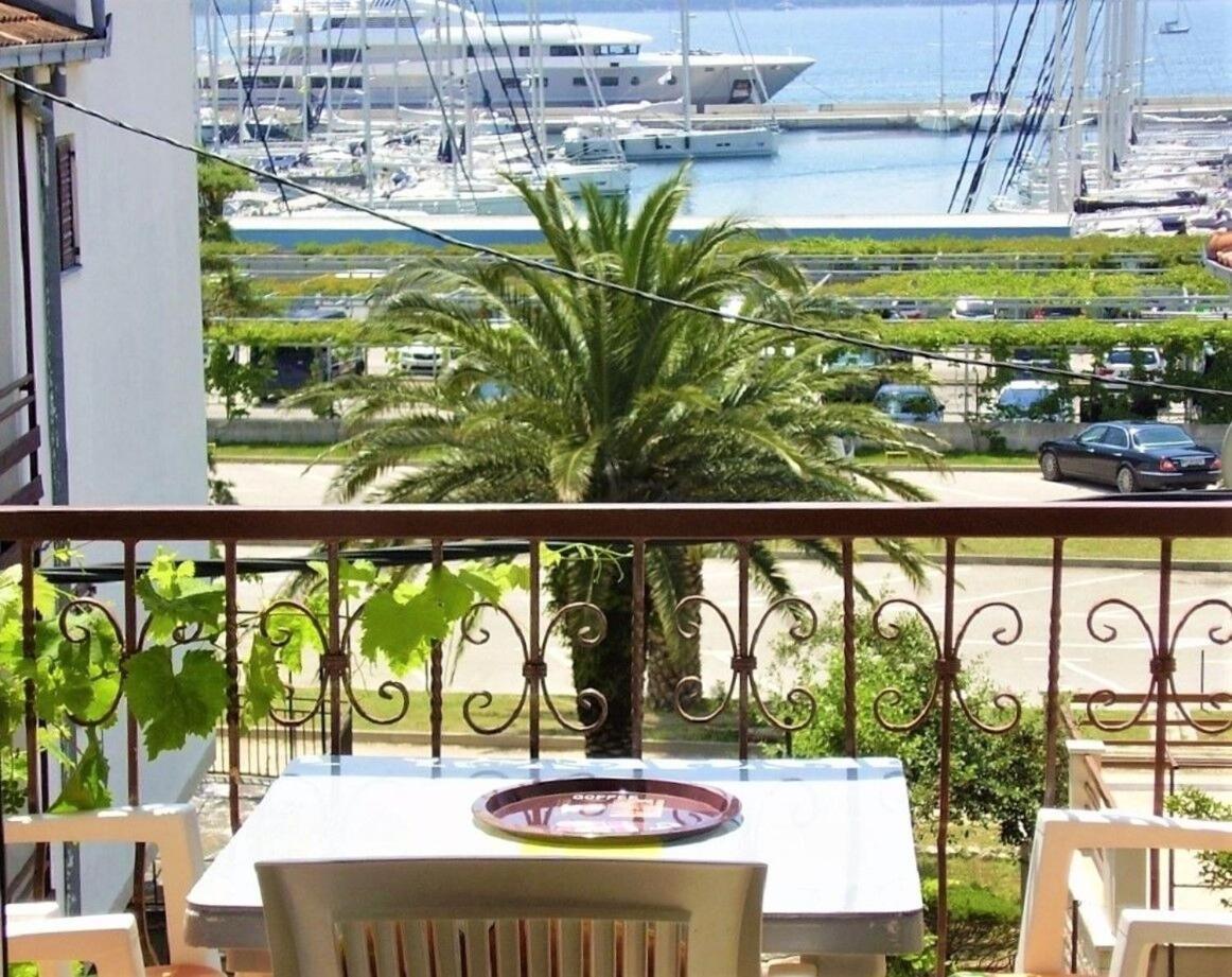 Apartment Gorda Каштела Экстерьер фото
